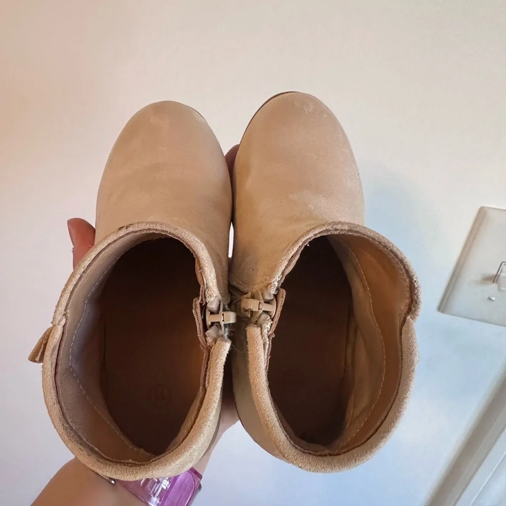 Girls Faux suede Elegant Cream Ankle Boots